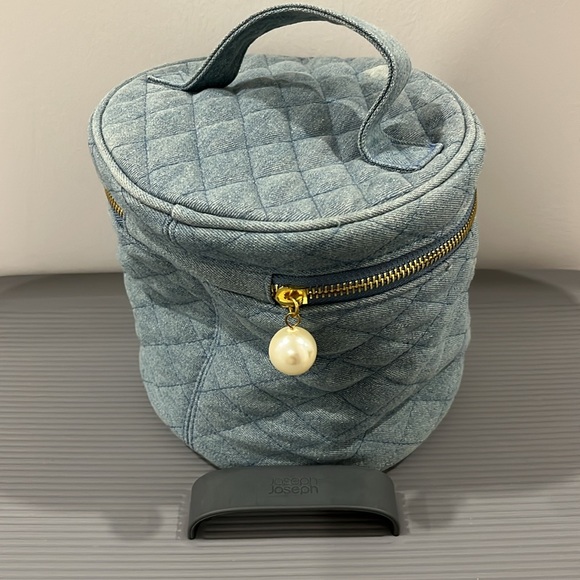 Japanese style make up pouch denim travel with pearl zipper - Picture 2 of 5